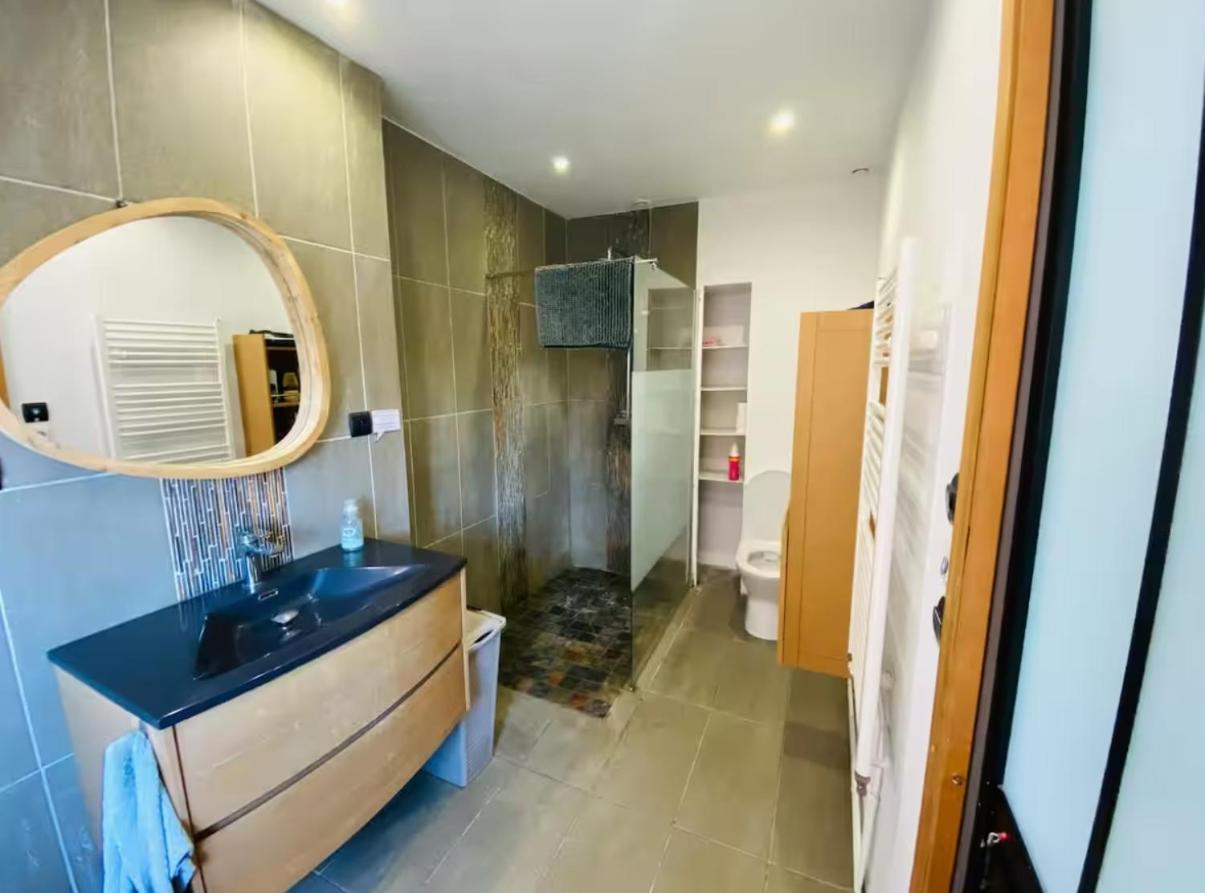 Chambre Privee Au Coeur De Calais Exterior foto